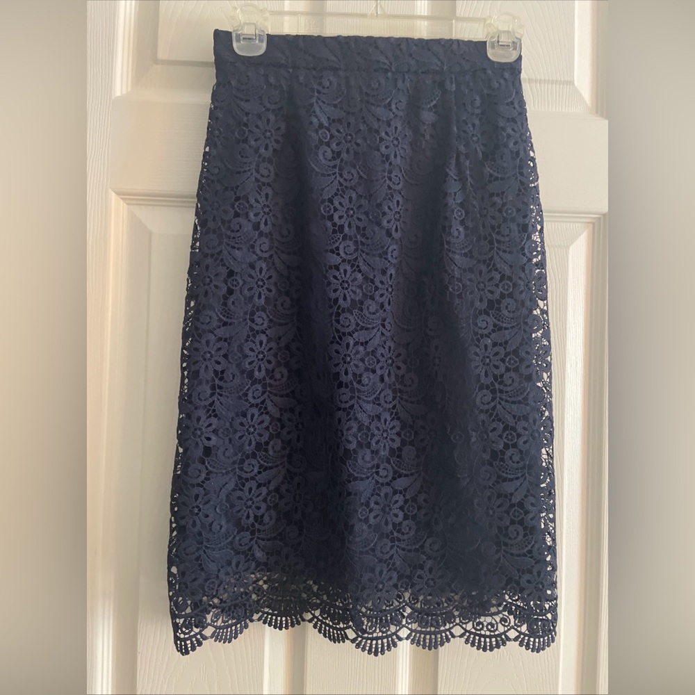 Uniqlo Navy Floral Lace Pencil Skirt
